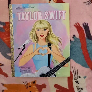 Taylor Swift: A Little Golden Book Biography - by Wendy Loggia (Hardcover)